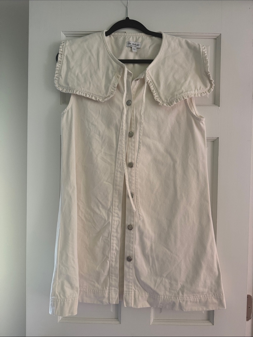Miss Selfridge Cream Sleeveless Tunic with Ruffled Statement Collar